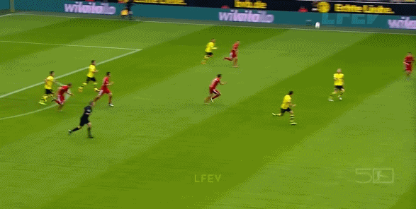 曼联2-1水晶宫：四场艰难比赛后，谁不可替代？