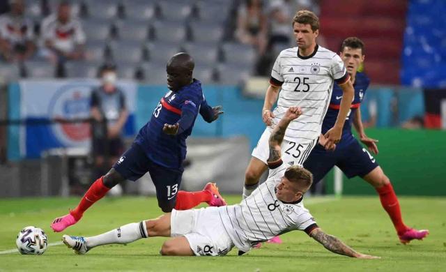 九游-德法战复盘：三个战术细节决定两队命运